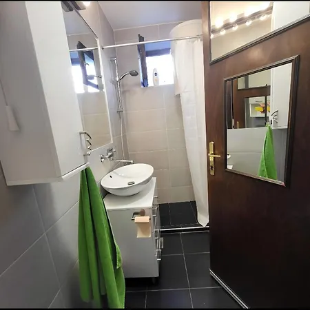 Apartament Udobni Smestaj